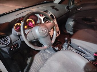 Opel Corsa D pojízdná na přihlášení - 17