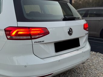 Volkswagen Passat Variant Comfort Line Automat, Ambient,Kam. - 17