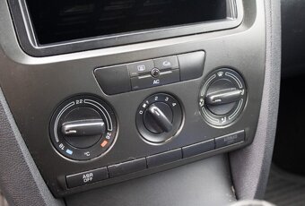 Škoda Octavia 2 z roku 2007 - 17