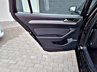 VW Passat Business, 2.0 TDi, LED, tažné, DSG, WEBASTO - 17