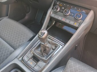 Škoda Karoq 2.0TDI 110 kW 4x4 123tkm Panorama Virtual CANTON - 17