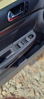 Volkswagen Golf 1.4i 55kW COMFOTLINE - 17