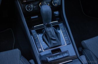 Škoda Superb 2.0 TDI Ambition - 17