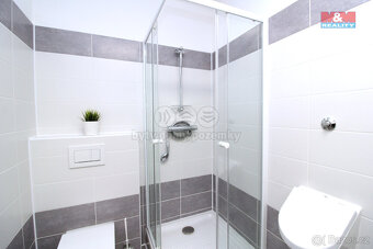 Prodej rodinného domu, 177 m², Veleň, ul. U Rybníka - 17