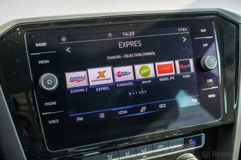 Volkswagen Passat Variant 2.0 TDI Business DSG - odpočet DPH - 17