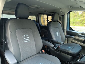 Ford Tourneo Custom V710 L1 Active 4x4 125kW/170PS Nové CZ - 17