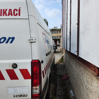 Prodáme 2x dodávku Hyundai H350 - 17