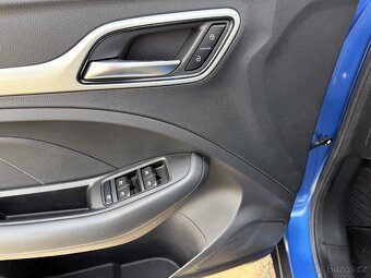 MG ZS EV Luxury 44,5 kWh DPH - 17
