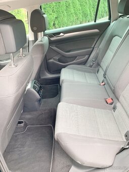Volkswagen Passat 2.0 TDI EVO Business DSG /AJ NA SPLÁTKY / - 17