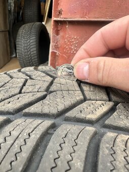 Prodám zimní Hankook - 17
