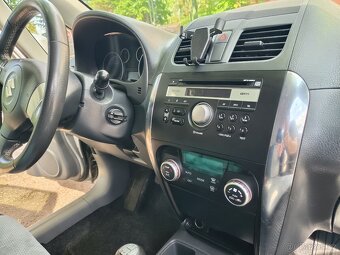 Prodám Suzuki SX4 4x4 1,6 16V 88kw - 17