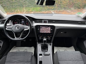 VW Passat B8 2.0 TDi 110Kw/MatrixFulled/Kamera/ACC/Highline - 17