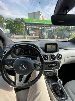 Mersedes Benz B180 - 17