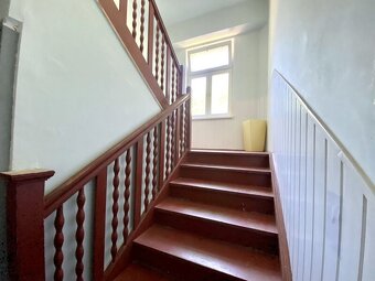 Na prodej rodinný dům s velkým potenciálem v klidné lokalitě - 17