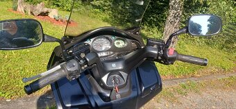 Honda Silver Wing FJS 400 D r.v.2006 - 17