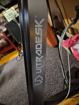 Herní stůl Ultradesk (stůl do pracovny) - 17