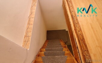 Prodej rodinného domu 6+1 se zahradou v obci Přílezy, 25 min - 17