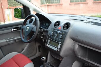 Volkswagen Caddy Life 1.4Mpi 59kw 7míst rok 2009 - 17