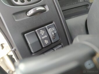 Renault D12 240 Nosič kontejneru 177Kw r.v.2016 Nové v ČR - 17