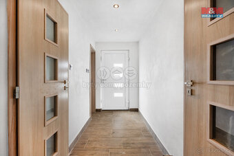 Prodej rodinného domu, 119 m², Vědomice, ul. Vetelská - 17