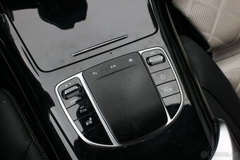 Mercedes-Benz EQC 400 4MATIC 300KW AMG LINE EXTERIER - 17