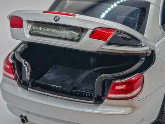 BMW E93 335i cabrio 1:18 Kyosho - 17