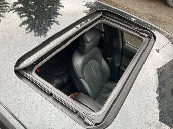 Audi A8 D4 4.2TDi V8 258kW quattro Šíbr Bose Webasto - 17