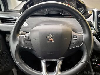Peugeot 2008, 1,2 SERV.KNÍŽKA, MÁLO NAJETO - 17