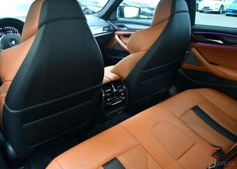 BMW M5 COMP.HUD H/K CARBON CERAMIC ČR - 17
