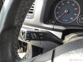 Volkswagen Golf V, UNITED, VELICE PĚKNÝ - 17