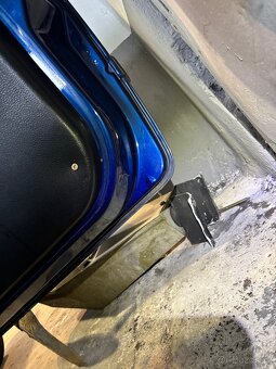 BMW e36 compact 316i CALIFORNIA - ND - 17