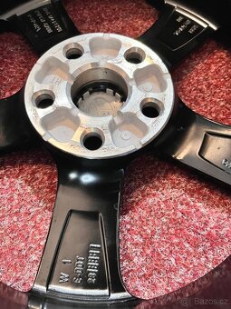 5x100 R17 - Originál Toyota Prius Prime 5Gen. 2023 - 17