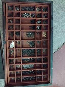 Hodinářský soustruh, náhradní díly na hodinky, staré nářadí - 17