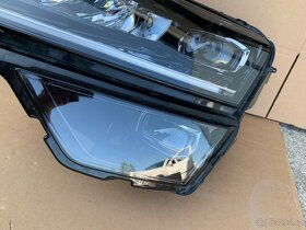 predni SVeTLO LED xenon skoda karoq pravy prave levy leve - 17