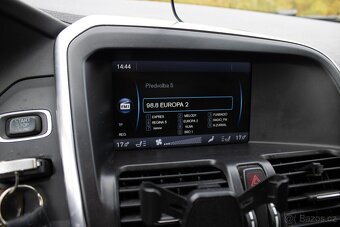 Volvo XC60 T-6 AWD R-Design Geartronic 224kW - 17