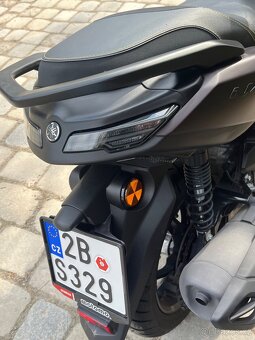 Yamaha NMAX 125 Tech MAX - 17
