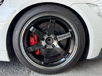 BMW E92 M3 - Manuál - 17