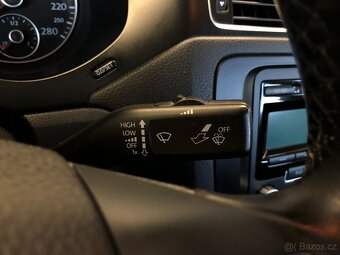 VOLKSWAGEN JETTA 1.2TSI - 17