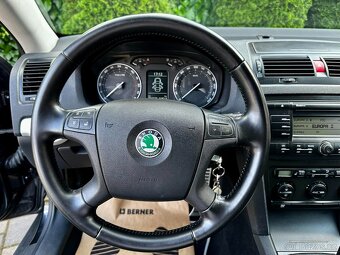 Škoda Octavia Combi Scout 4×4 - 2.0TDi 103Kw 140Ps. +Xenon - 17