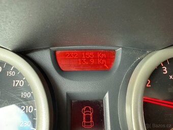 Renault Megane, 2.0i, 98kw Původ ČR - 17