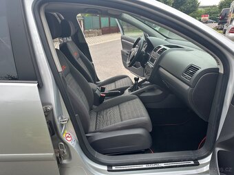 VW GOLF 5 1.4MPI EDICE GOAL NAJETO 93 TIS KM NOVÁ STK - 17