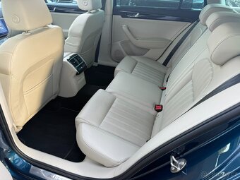 Škoda SUPERB iV L&K MATRIX VIRTUAL PANORAMA KAMERA TAŽNÉ 22 - 17