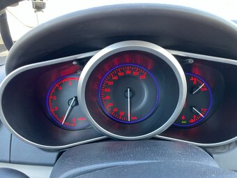 Mazda CX-7, 2.2 MZR, 4x4, kůže, kamera, keyless - 17