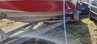 Loď SEA RAY, motor MERCRUISER s přívěsem RUSCHMEIER - 17