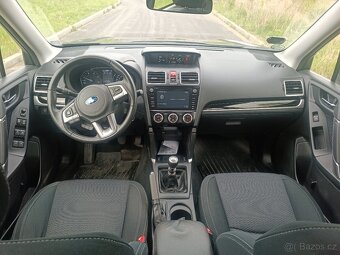 Subaru Forester 2.0 D 108 kw  4x4  exkluziv .117 tis km - 17