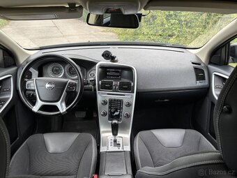 VOLVO XC60 D5 AWD 151kW r.v. 2011 - 17