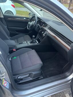 Vw passat B8 - 7/2019 , 2.0 Tdi 110 kw 1 majitel top stav - 17