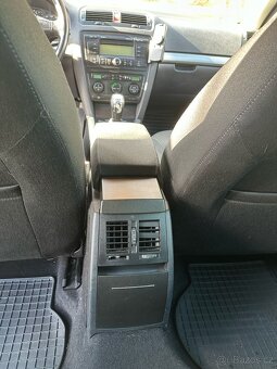 ŠKODA OCTAVIA KOMBI II. - 17