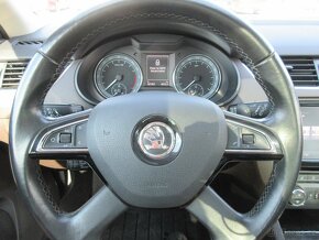 Škoda Octavia Combi 2.0 TDI L K 4x4 DSG - 17