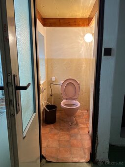 Rodinný dům Kuňejovice 278 m2 - 17